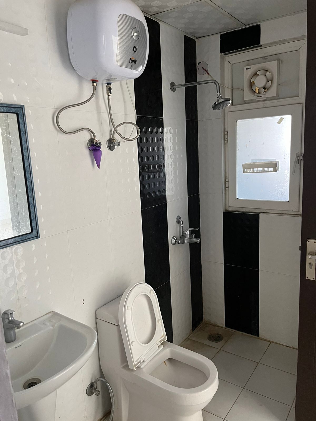 Purvanchal Royal City 3BHK Apartment in Sector Chi-5 Greater Noida