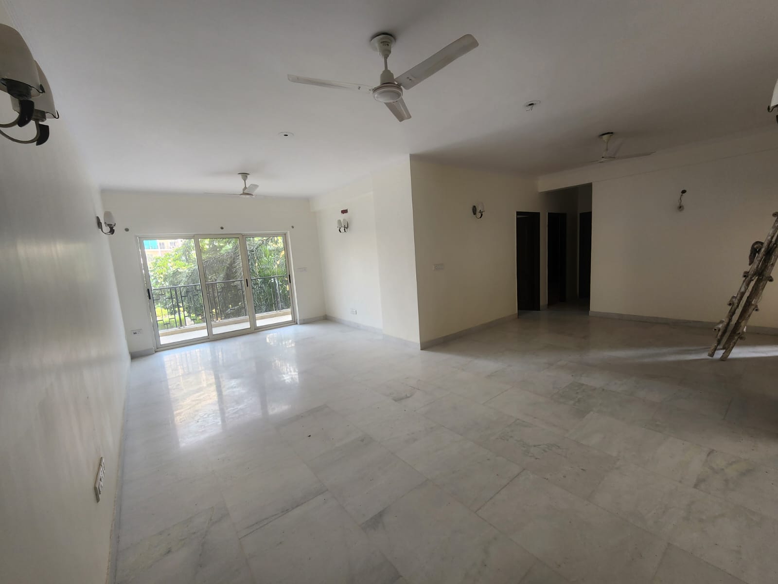 ATS Greens Paradiso 3BHK apartment 2150 sq.ft with servant room in Sector Chi-4