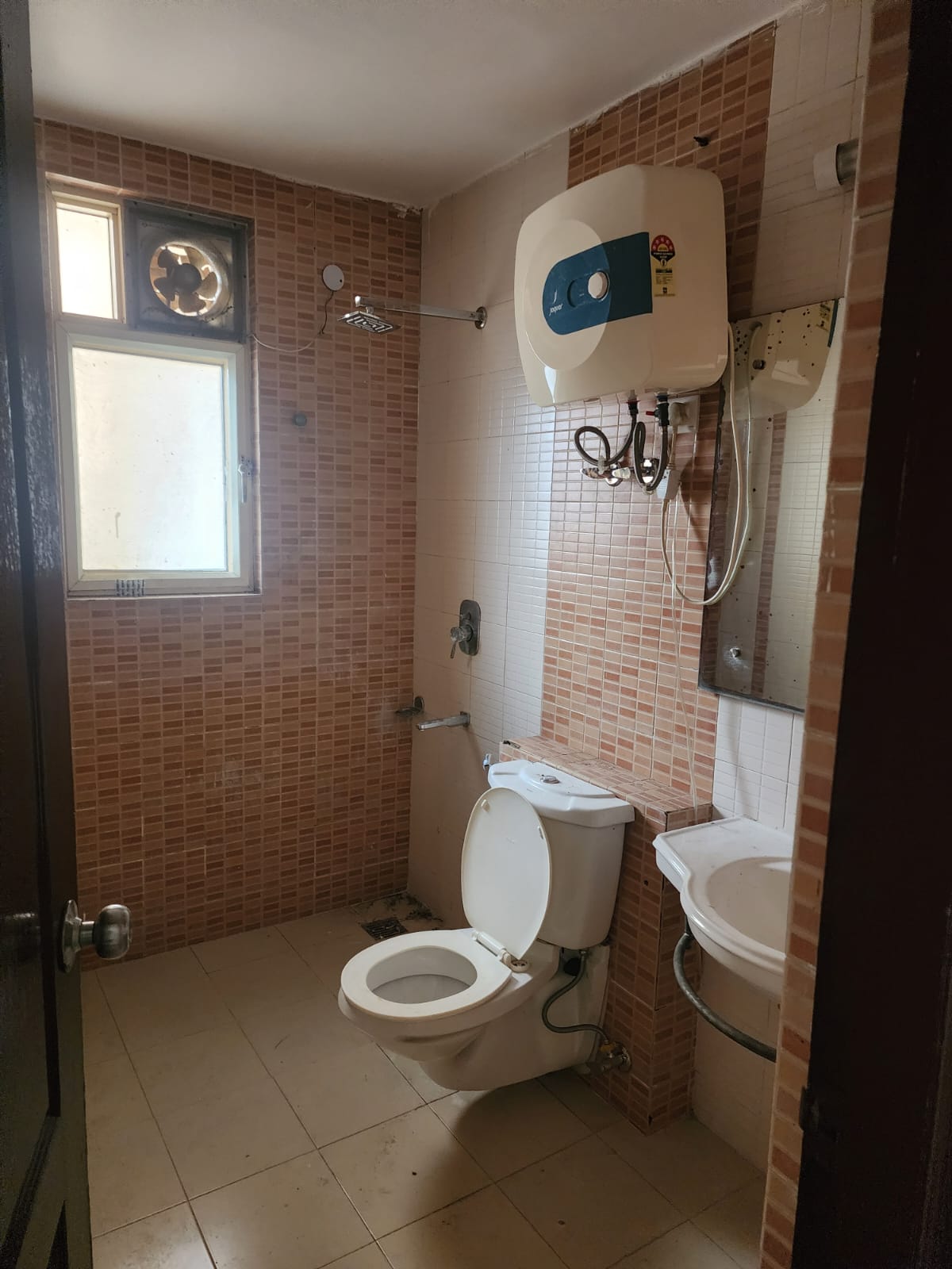 ATS Greens Paradiso 3BHK apartment 2150 sq.ft with servant room in Sector Chi-4